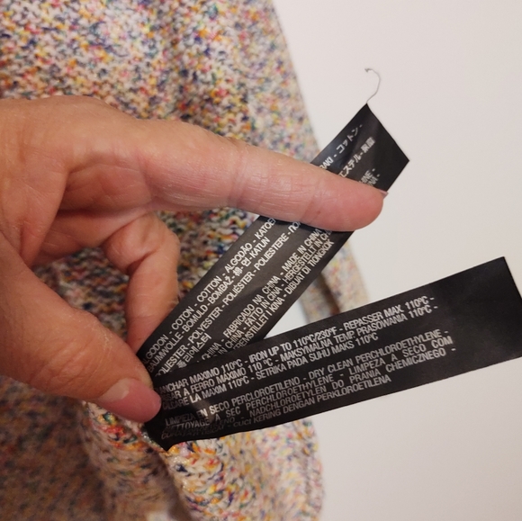 Zara Knits white & colorful variegated knit v neck pullover sweater - Picture 10 of 10